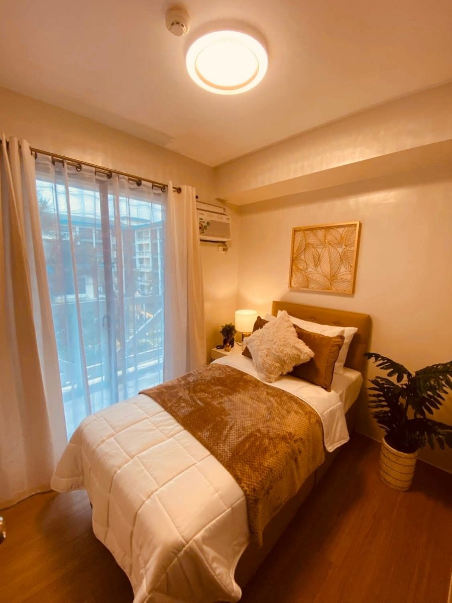 2BR Modern Aesthetic Fully Furnished Smart Home for Sale!