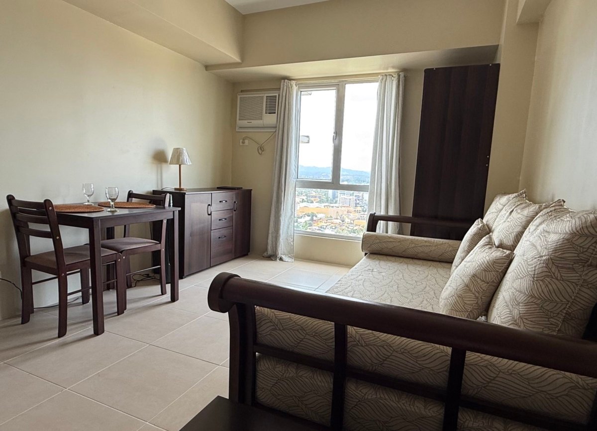 Riala Photo 1 Cebu IT Park Fully Furnished Condo Unit with Parking