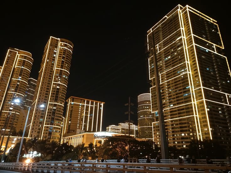 Condominiums in Rockwell 