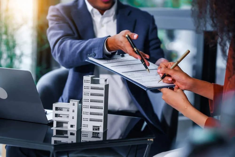 7 Proven Tips for Hiring Real Estate Agents in the Philippines and Closing a Successful Deal