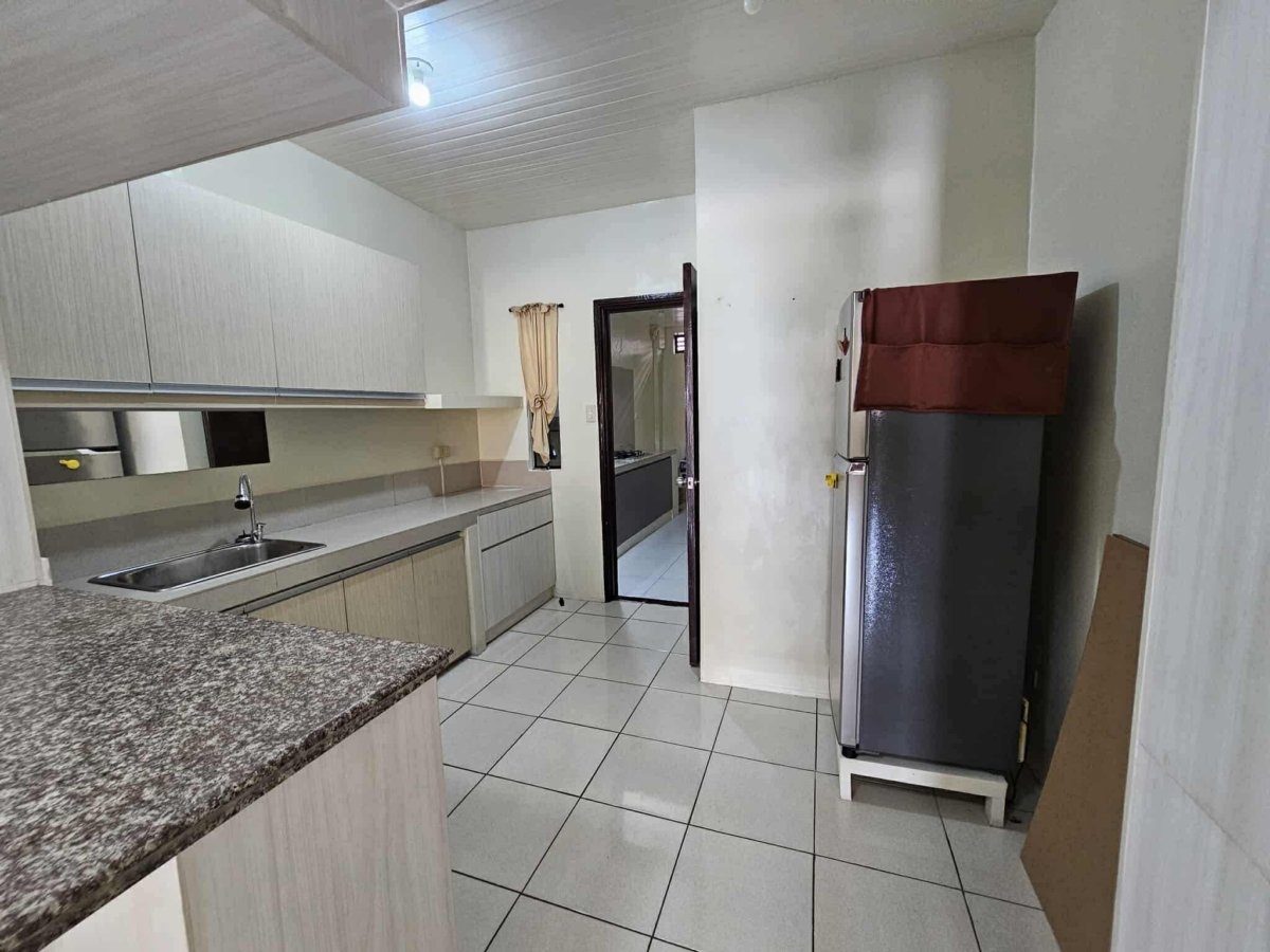 10_att.oWiWDq4hUAJXaHMSQVxioWRBZ2cYDak3qsTEaFnZJuI 2BR Townhouse for Rent in Las Piñas