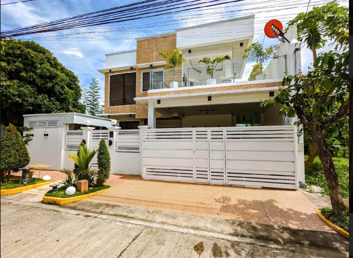 536516338_122150960822402941_6571970792718858850_n Fully Furnished House and Lot for Sale in ParkPlace Village Imus Cavite