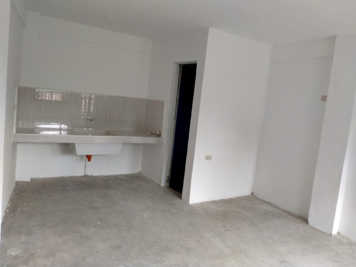 IMG20211227143055 Commercial with Apartment for Sale