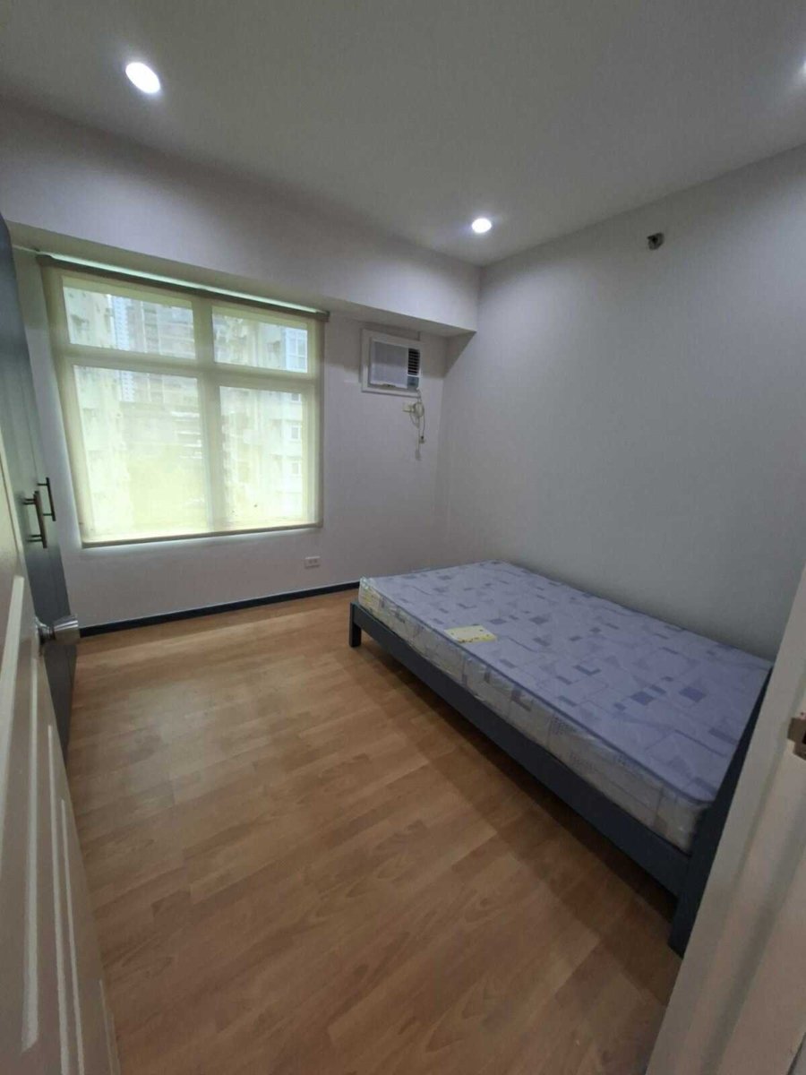 565217416_1151659149680433_2010365401126185700_n 3-Bedroom Condo unit at Two Serendra – Callery