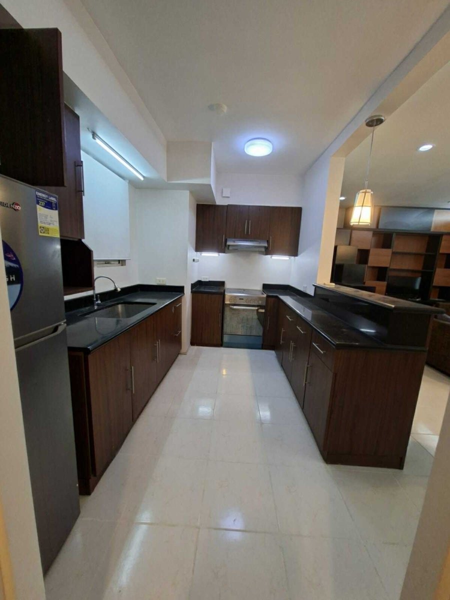 566528241_1082757297076766_5479593052441488429_n 3-Bedroom Condo unit at Two Serendra – Callery