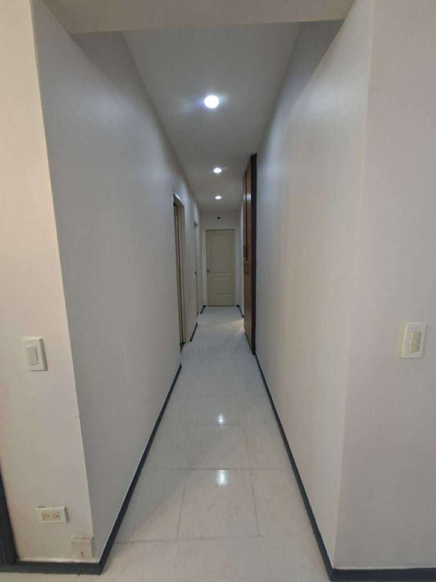 567182841_833123175942977_3846419157968035545_n 3-Bedroom Condo unit at Two Serendra – Callery
