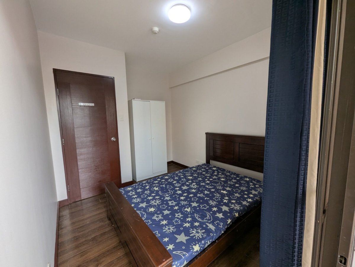 2 bedroom with balcony & laundry area 66.5sqm, Rhapsody Residences. Fully furnished (Near Festival Mall & Alabang Town Center)