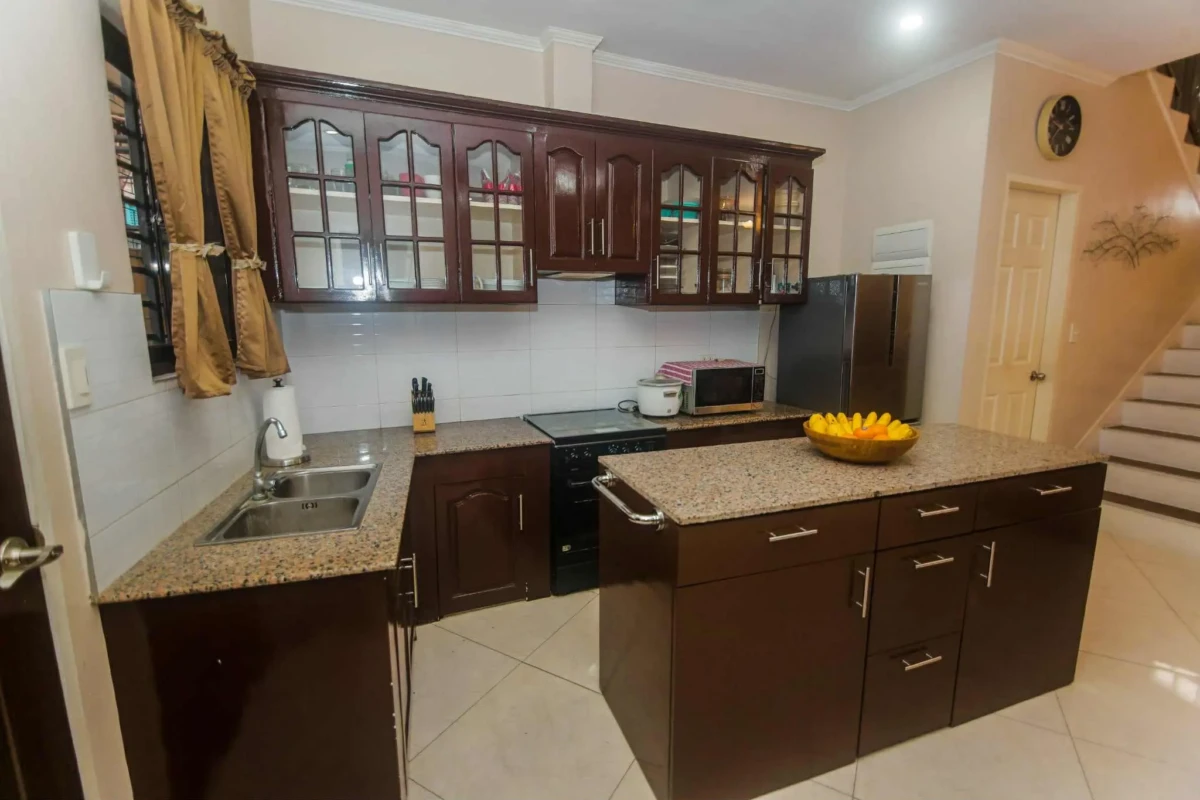 1000008413 Spacious RFO 5 BEDROOMS House and LOT Cebu South