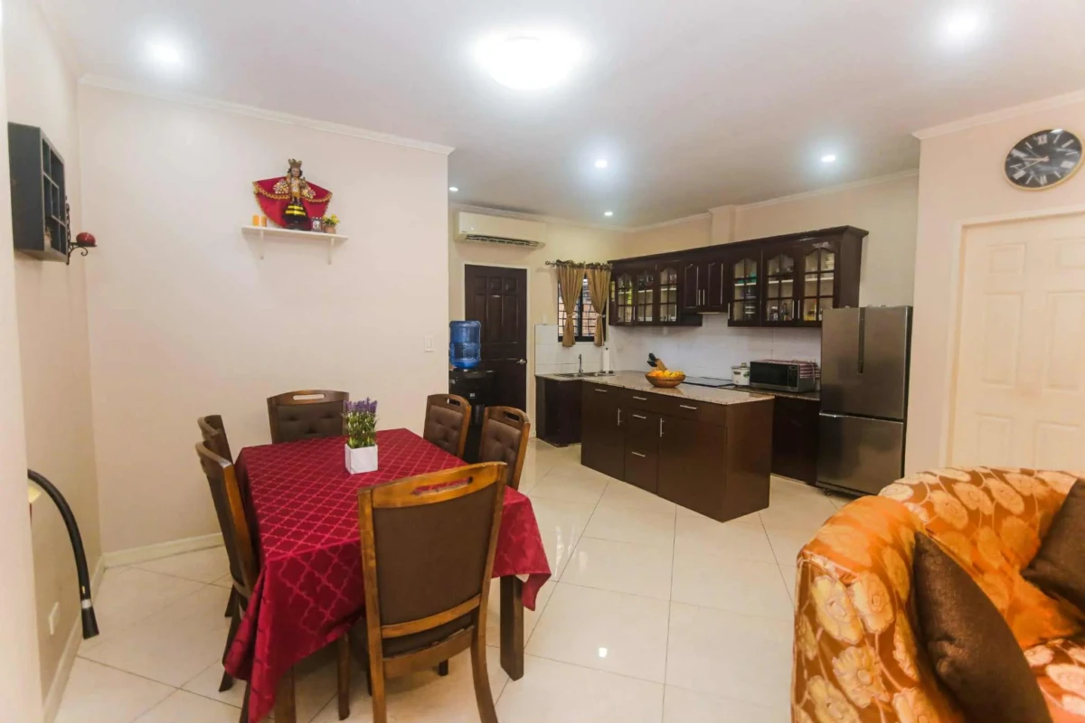 1000008417 Spacious RFO 5 BEDROOMS House and LOT Cebu South