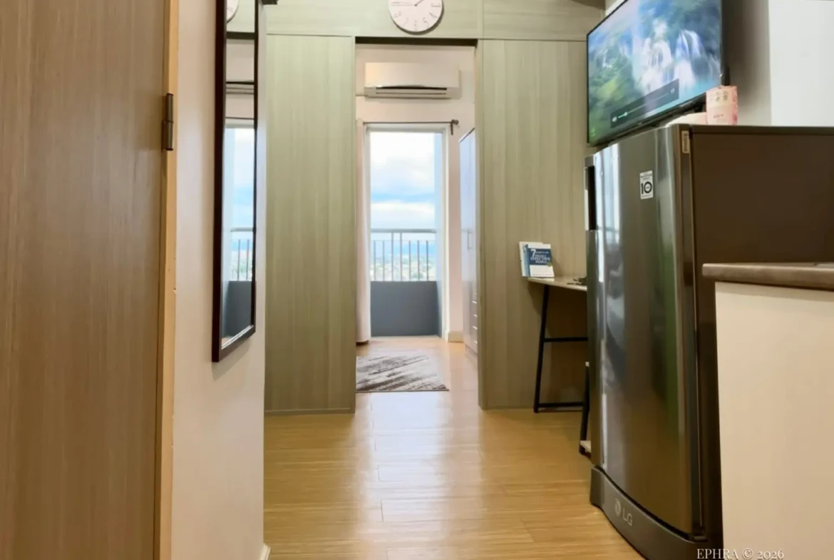 EPHRA Skyline Studio — Grace Residences, Taguig | Near BGC, City Views, Pool & Netflix