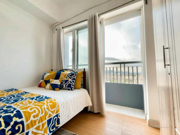 EPHRA Skyline Studio — Grace Residences, Taguig | Near BGC, City Views, Pool & Netflix