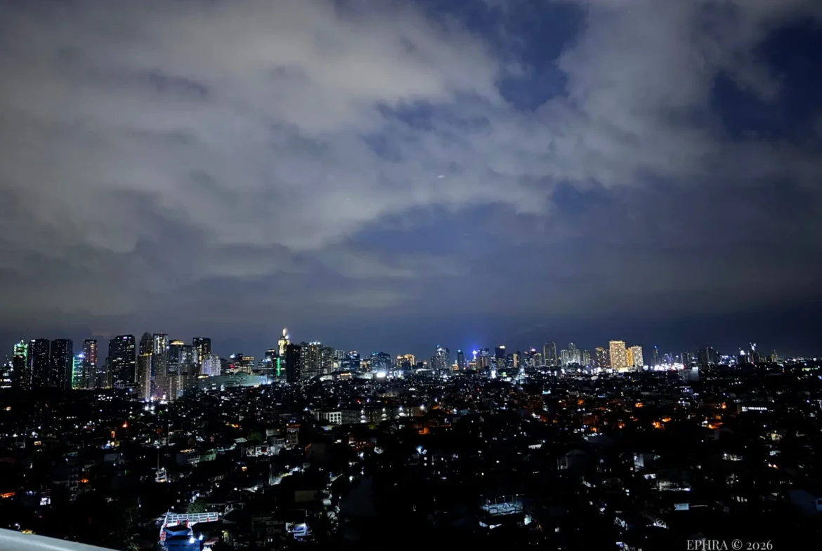 EPHRA Skyline Studio — Grace Residences, Taguig | Near BGC, City Views, Pool & Netflix