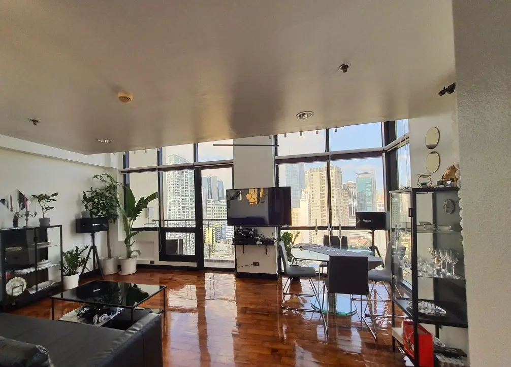 Exclusive Corner Loft in Makati – Direct from Owner (No Commission)