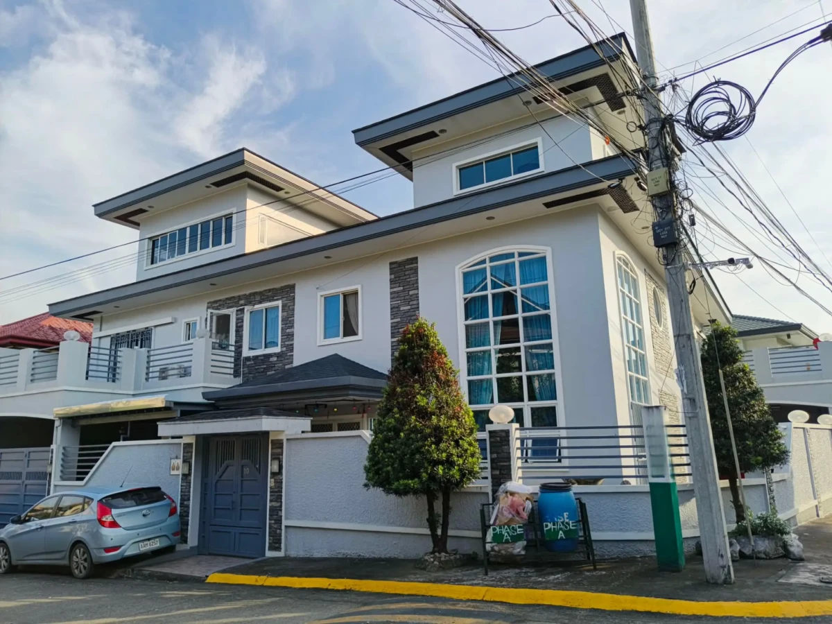 Filinvest 2 House and Lot For Sale