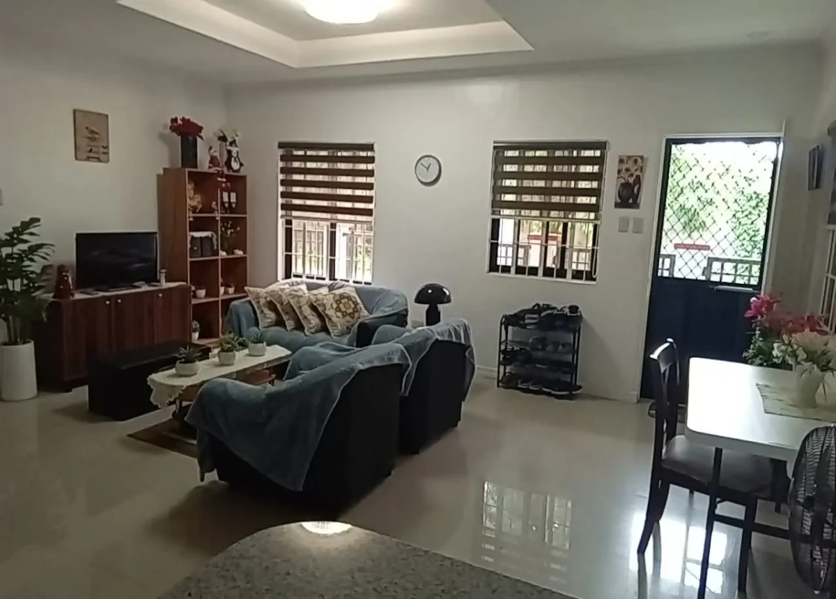 BUNGALOW HOUSE AND LOT FOR SALE