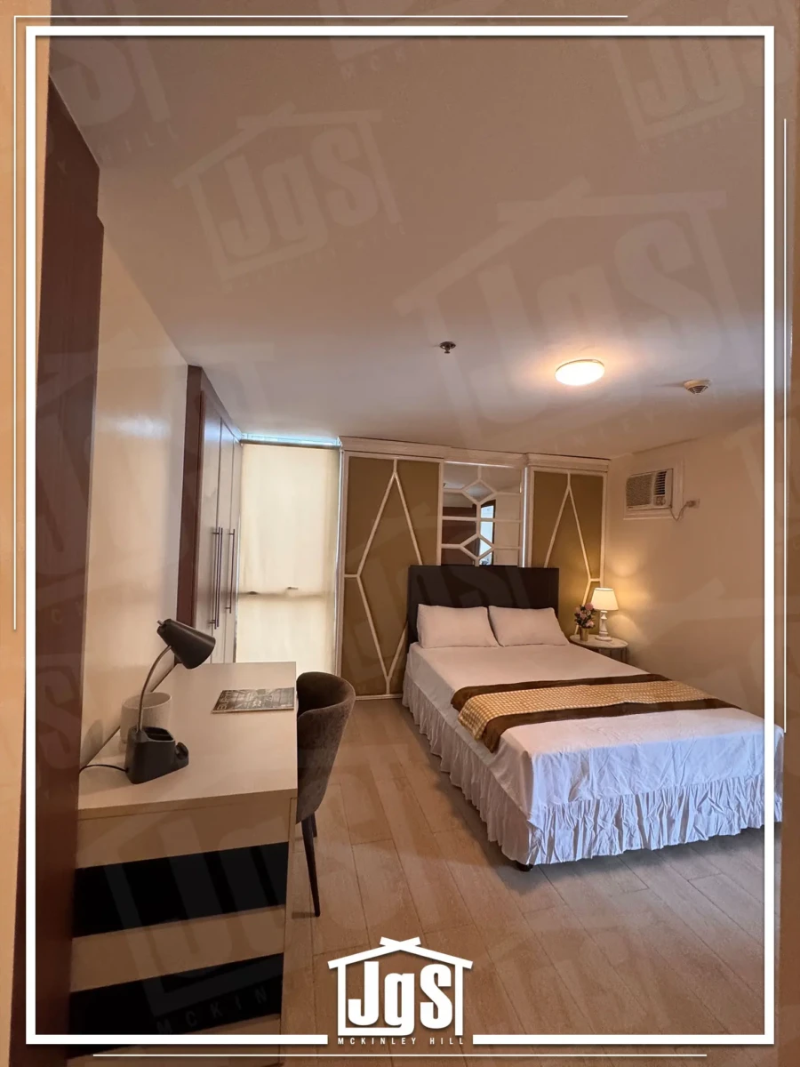 16 Pre-Owned 66.70 sqm 1-bedroom Residential Condo For Sale in Mckinley Hill Taguig