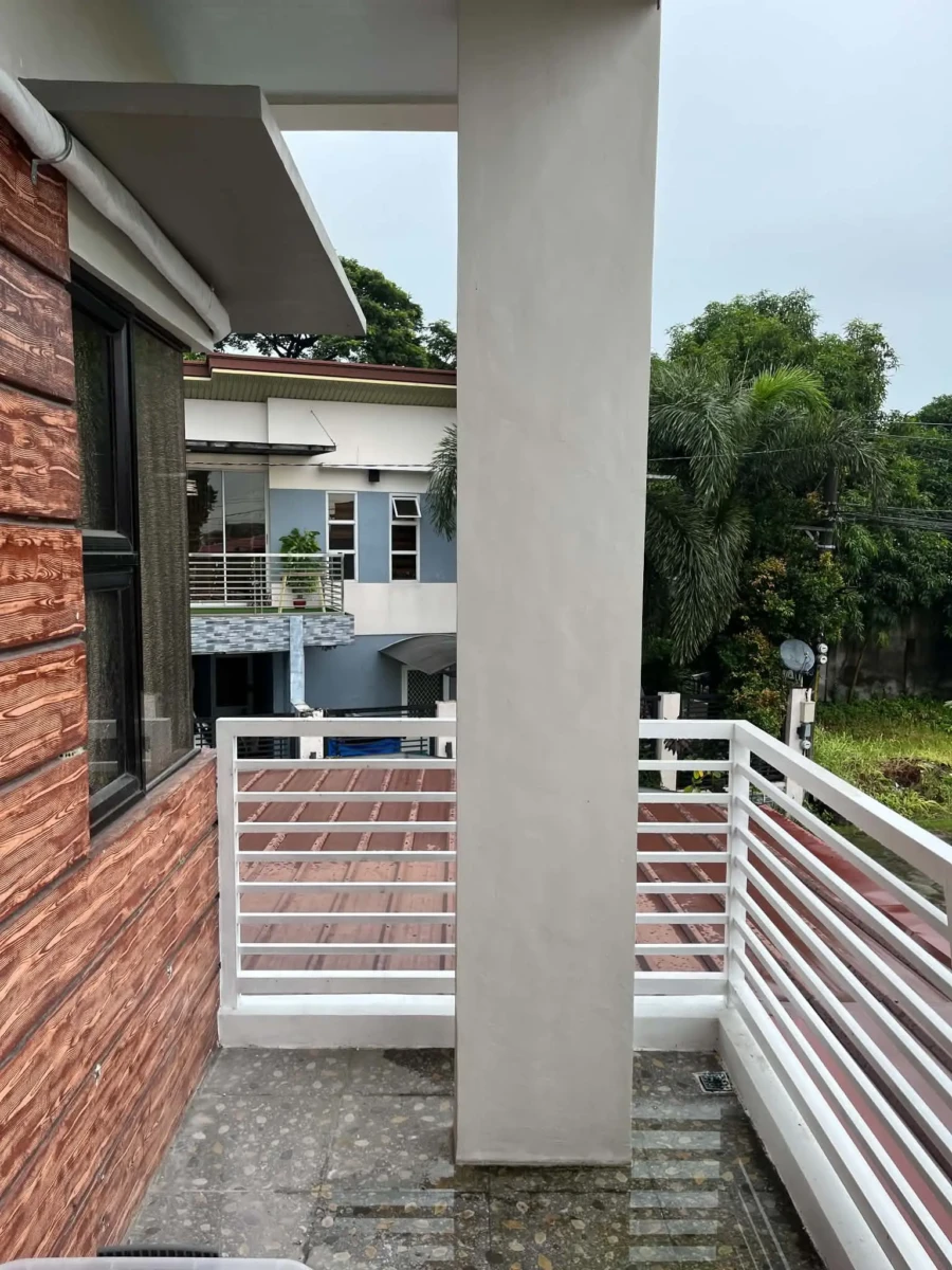 3-Bedroom POOL HOUSE & Lot for Sale in San Fernando Pampanga, 107 sq m lot with 150 sq m home, CLEAN TITLE (MOTIVATED SELLER!)