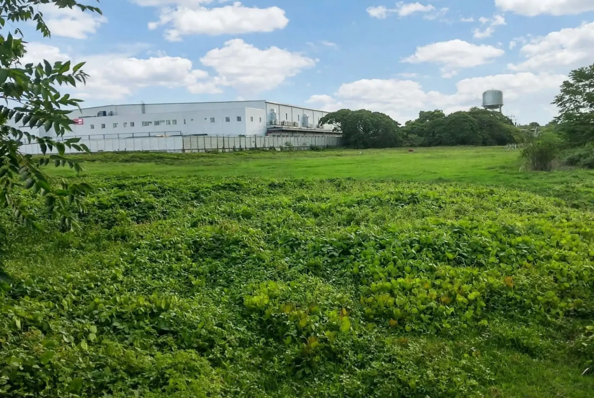 For Sale lot Near SM Gen Trias ✅️3000 sqm lot