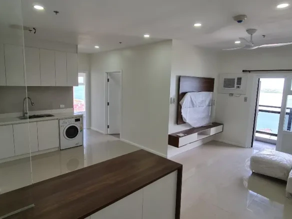 Top-Floor 2BR with Full Ocean View — Galleria Residences Cebu Tower 1