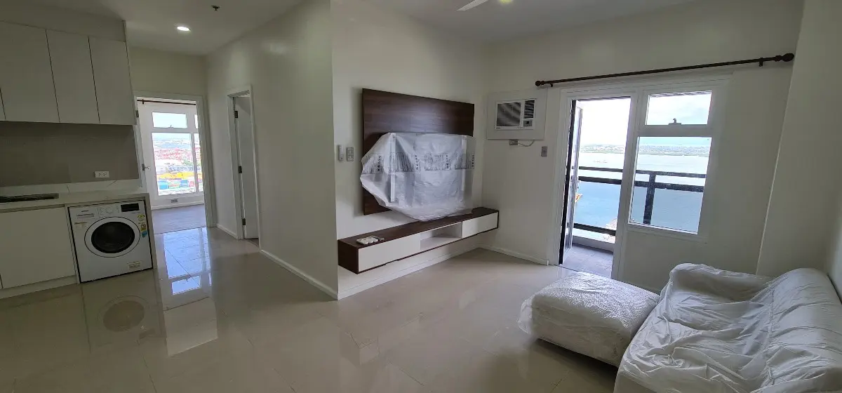 Top-Floor 2BR with Full Ocean View — Galleria Residences Cebu Tower 1