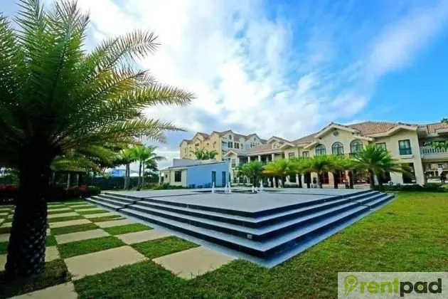 Low Density Coastal 2 Bedroom Flat