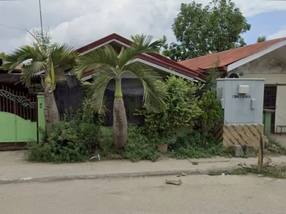Prime House and Lot with Attached Income Generating Commercial Space right near Westfield Homes, Brgy. Iponan, Cagayan de Oro, Misamis Oriental